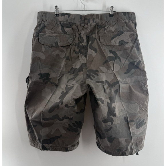 Men's Cargo Shorts Elastic Waist Multi Pocket Hiking Outdoor Camo Cotton Sz 40.. - Picture 2 of 16
